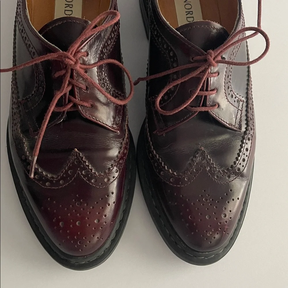 Nordstrom women’s vintage 90’s wingtips - Picture 3 of 9